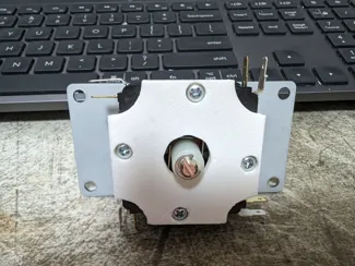 Seimitsu LS-40 Gates