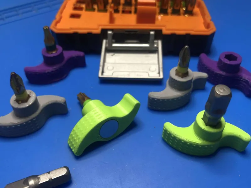Pocket Magnetic Bit Driver