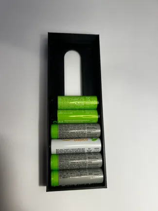 AA BATTERY BOX