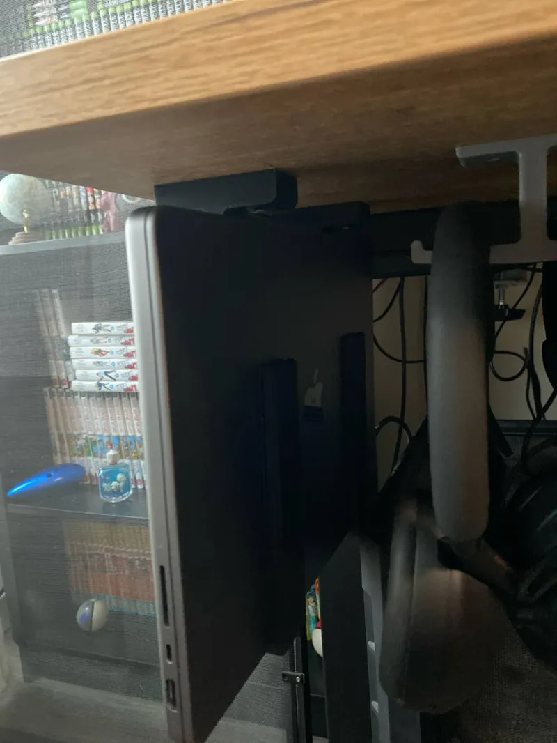 Simple under desk laptop holder for Macbook M1 Pro