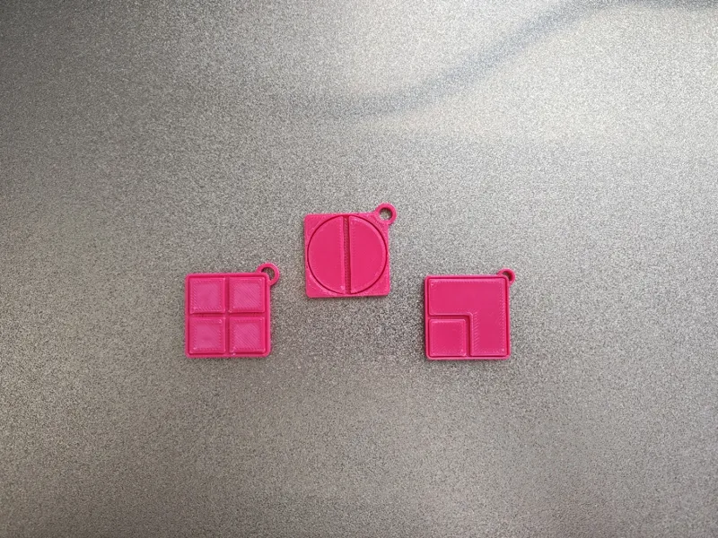 Helldivers 2 Sample Icon Keychain