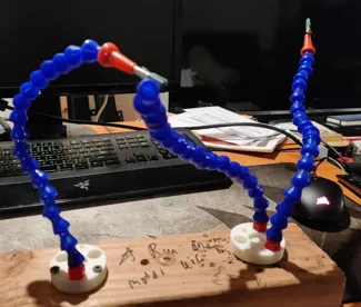 Third hand holder Circle