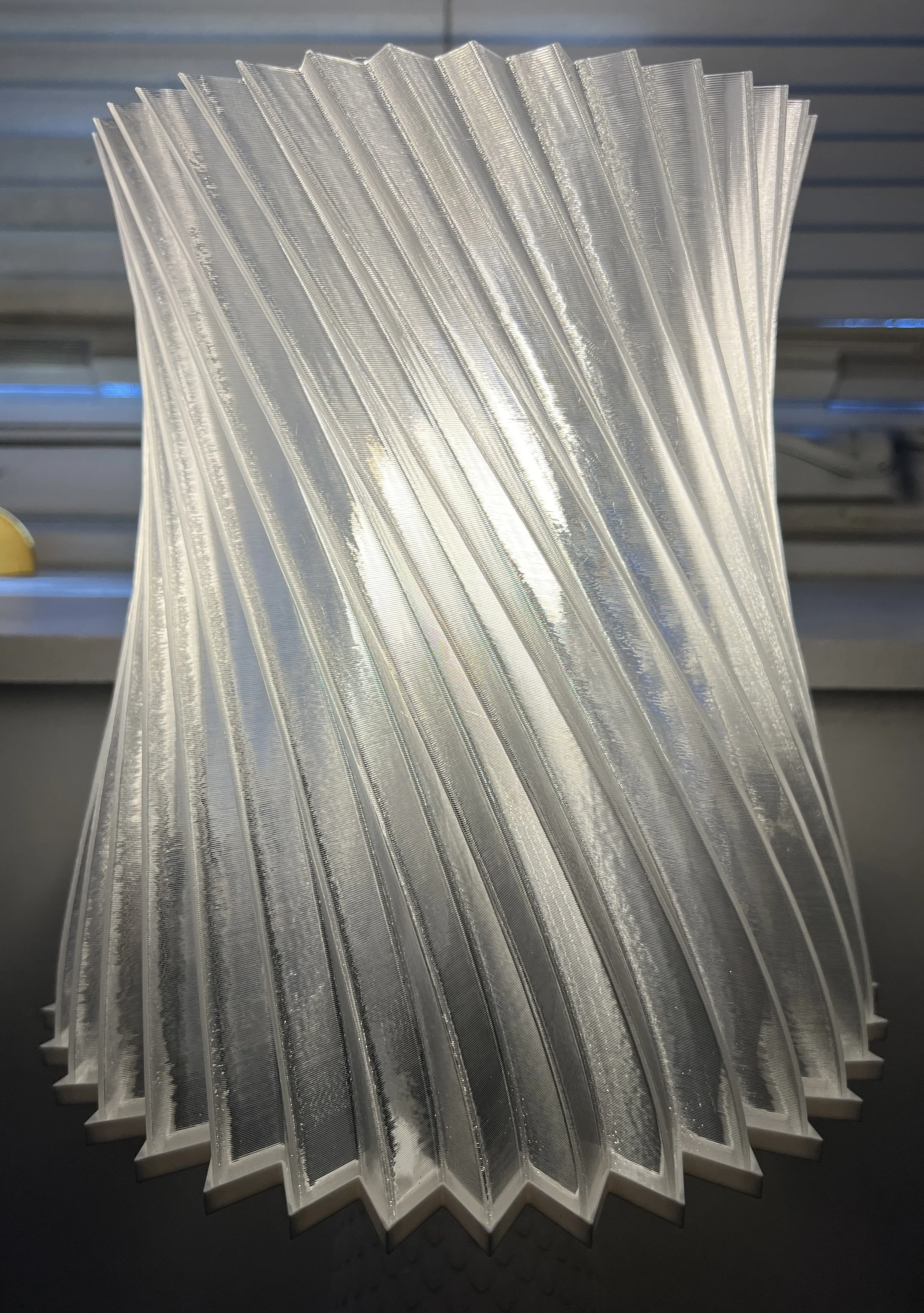 Dragon Scale Tall Table Lamp by cmrnwdwrd MakerWorld: Download Free 3D ...