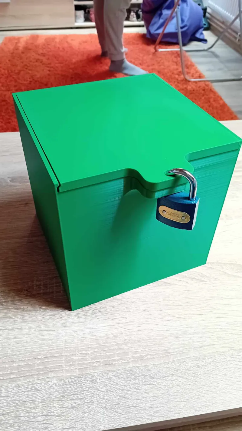 Lockenable box