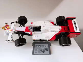Realistic wheels for 10330 McLaren Senna Formula 1