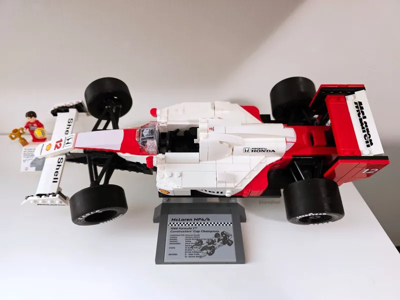 Realistic wheels for 10330 McLaren Senna Formula 1