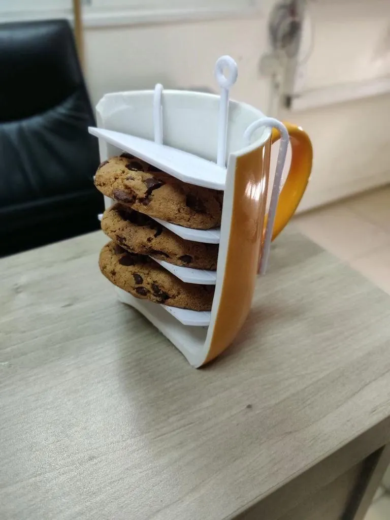Half-Mug Cookie Holder