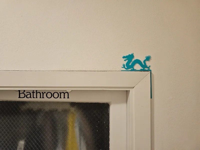 Chinese dragon door corner decoration
