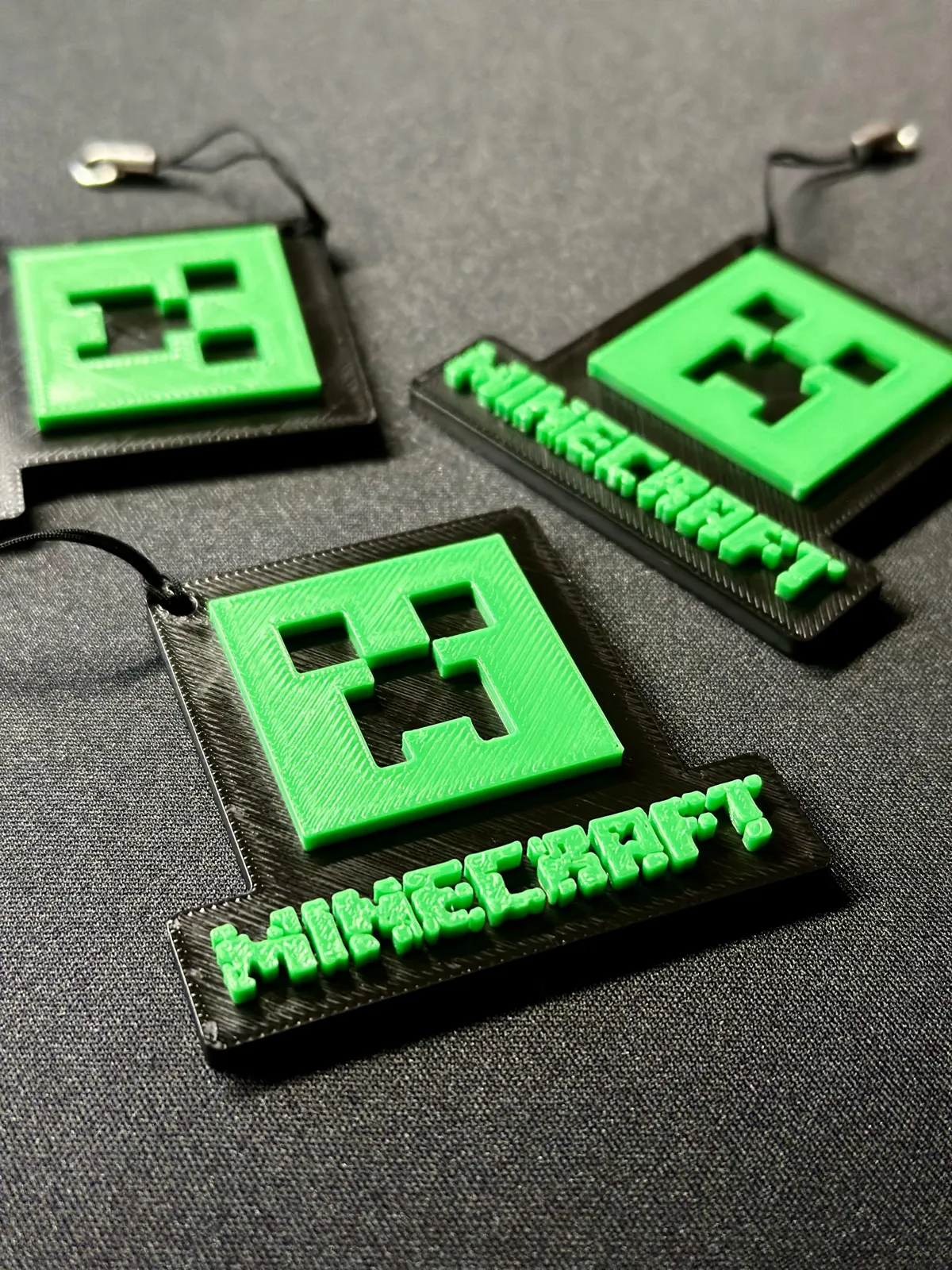 Minecraft Keychain - Creeper by amstaffcrew MakerWorld: Download Free 3D Models - 3D model önizlemesi