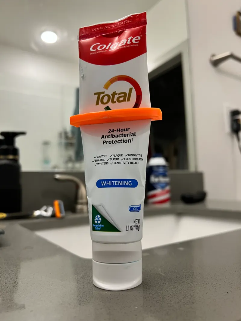Toothpaste Squeezer