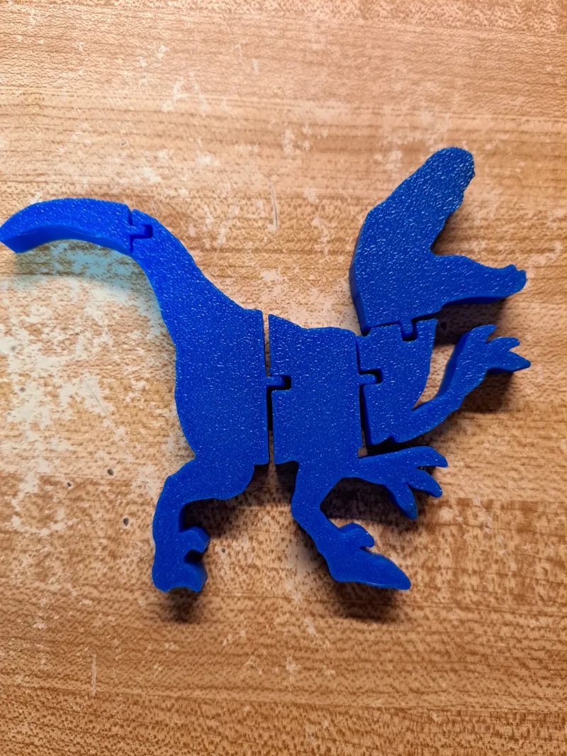 Vinnie Velociraptor (articulated - print in place)