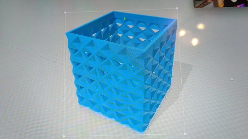 Garbage bin
