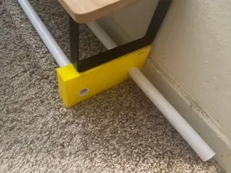 Riser for multi-bowl cat feeder