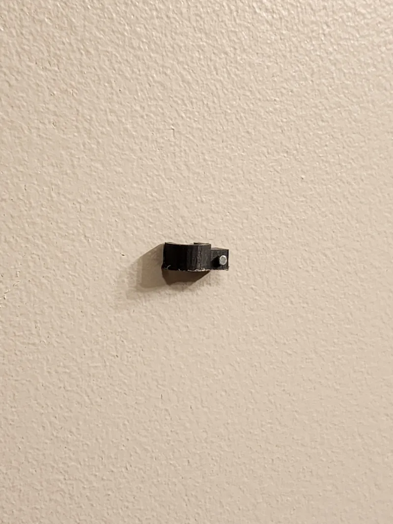Nail in Usb Cable Clip