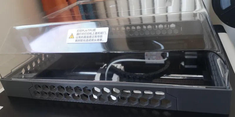 Qidi X-Plus 3 -Top Cover Riser起迪XPlus3增高架
