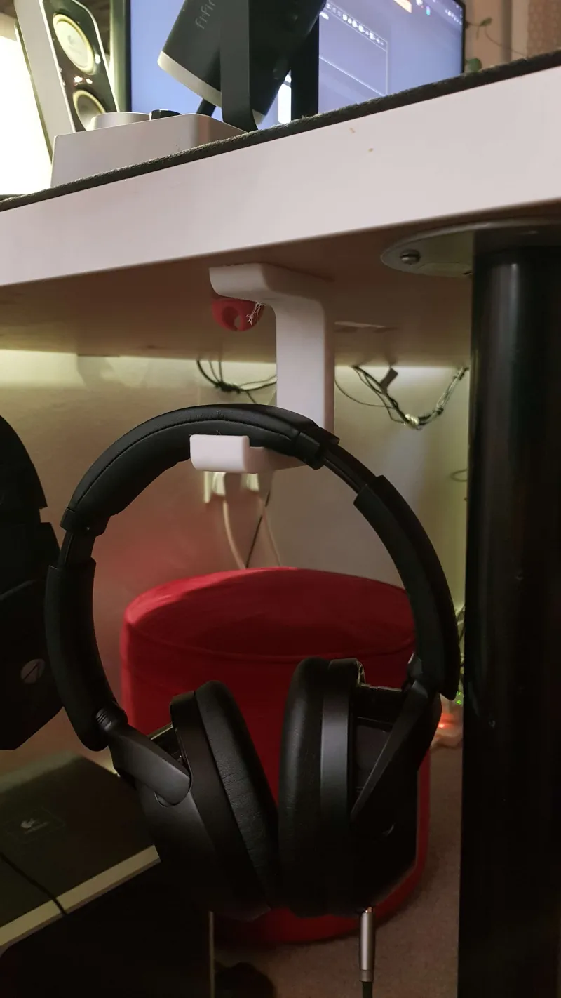 Headphone Holder (Under Table)