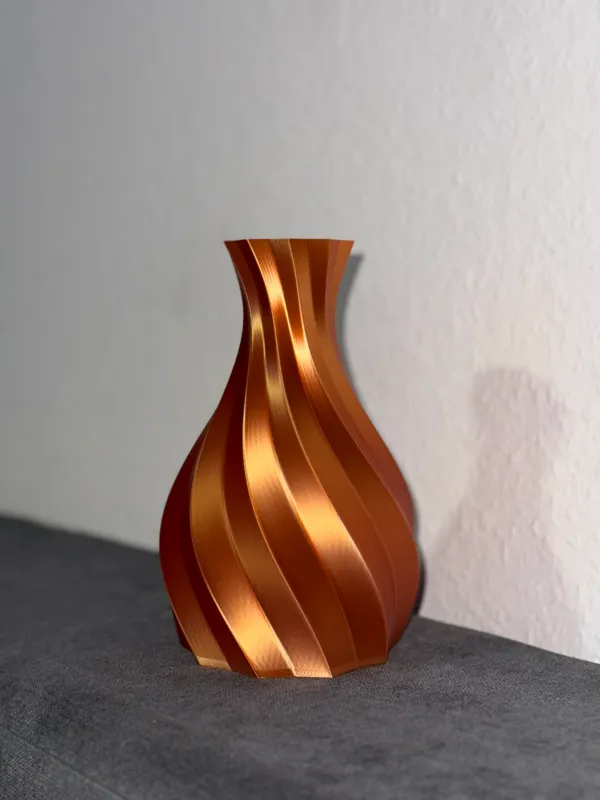 Vase en spirale