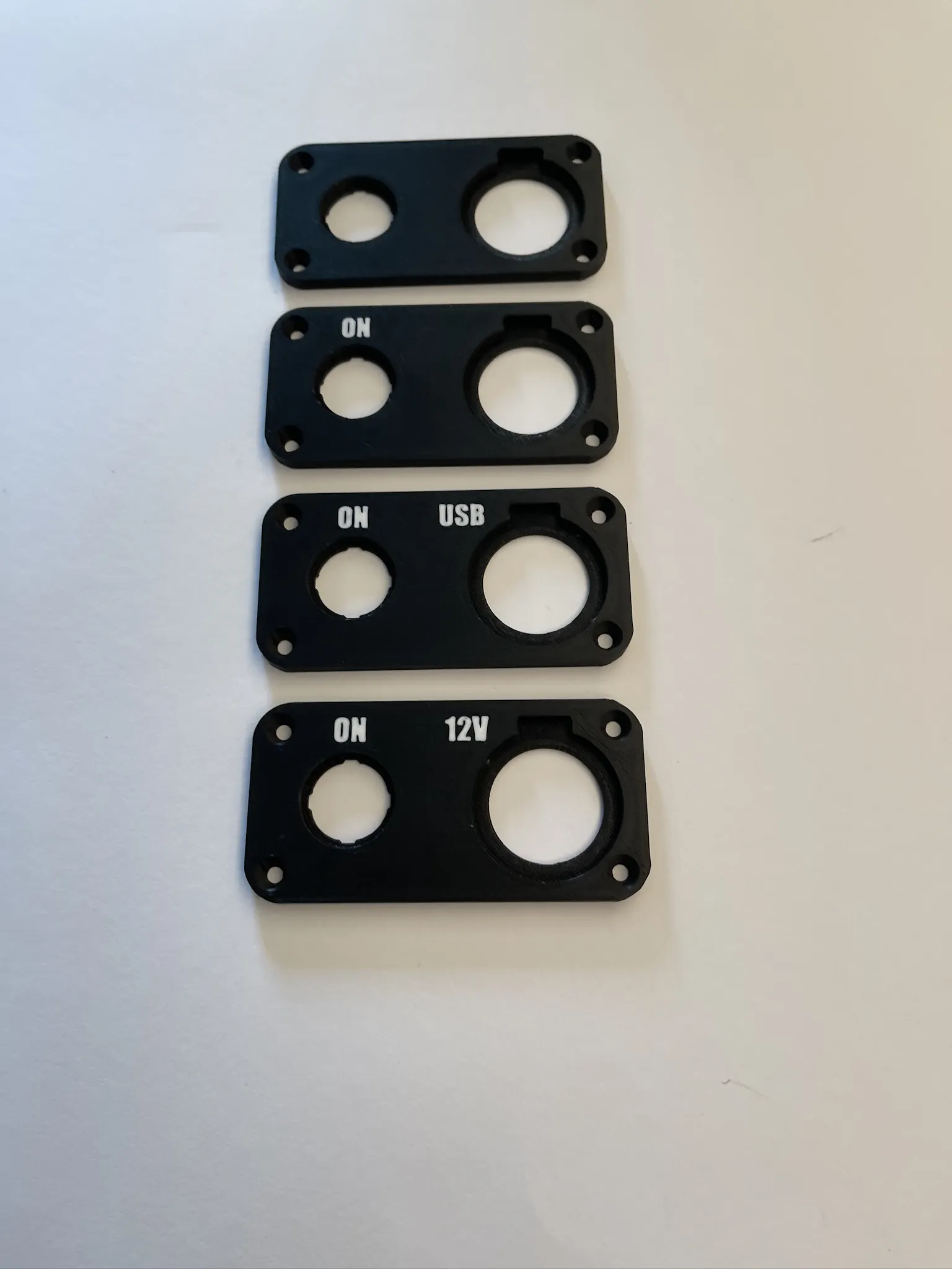 Set of 12V Soket Frames (Basic Edition 2024) by Suny66 - MakerWorld