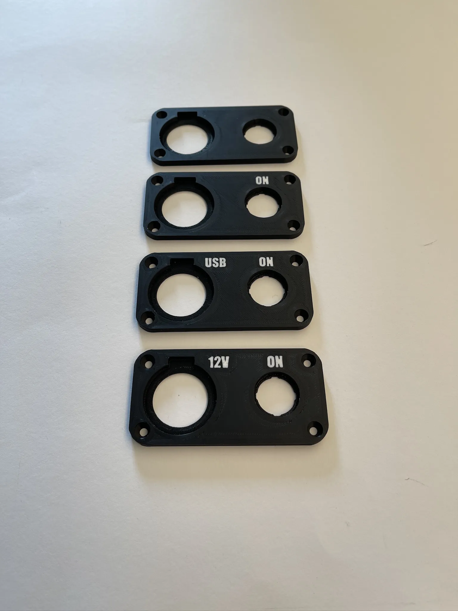 Set of 12V Soket Frames (Basic Edition 2024) by Suny66 - MakerWorld