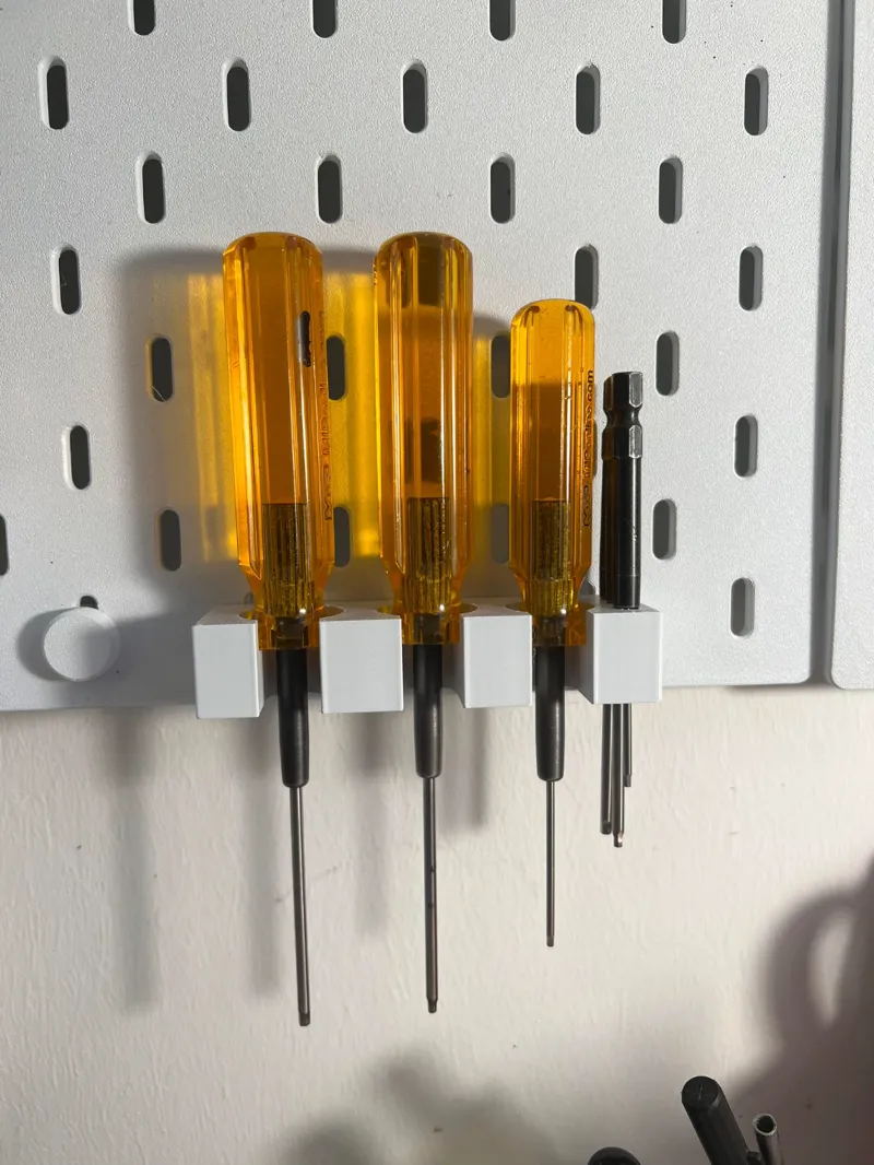 Skadis MIP screwdriver holder
