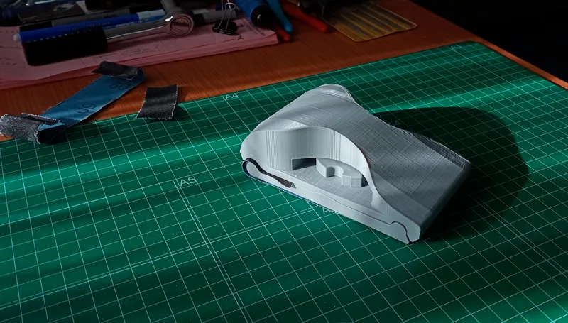 Sandpaper block (for big hands)