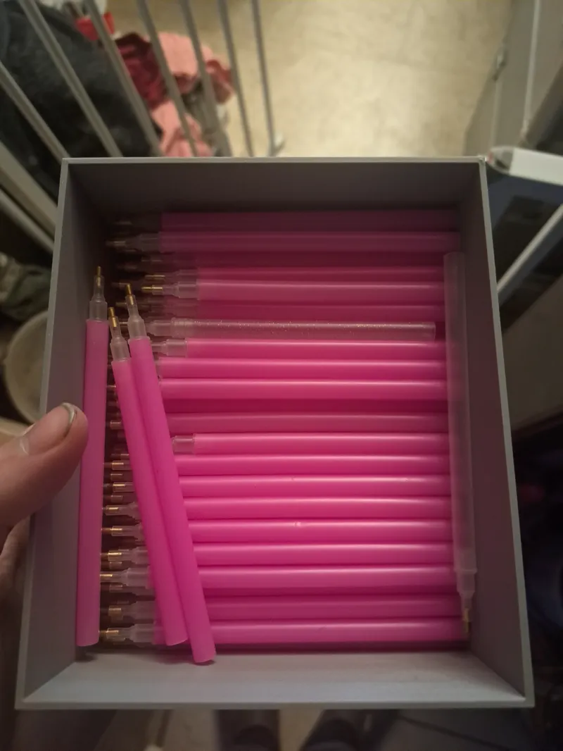 box for pink daimond painting pens