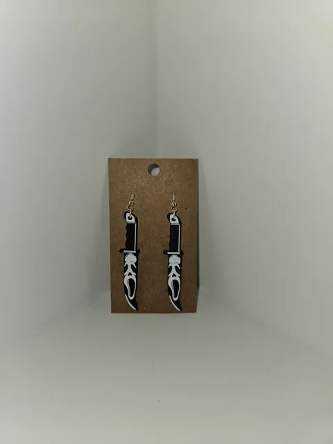 Scream horror knife earrings view 4