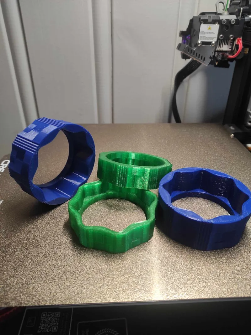 Adjustable Spool Holder tool 