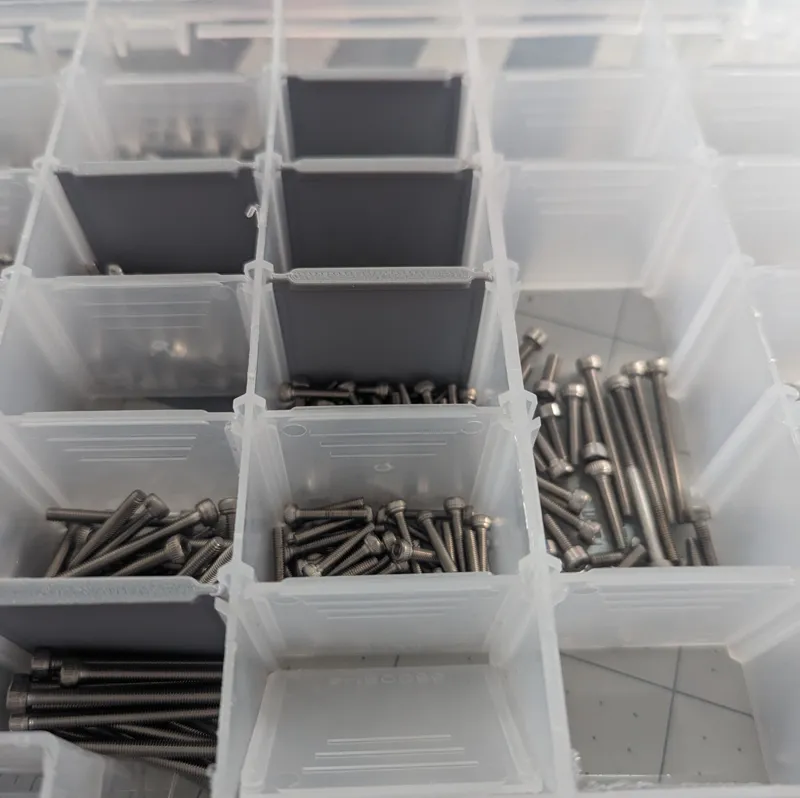 Plano Organizer Case Divider
