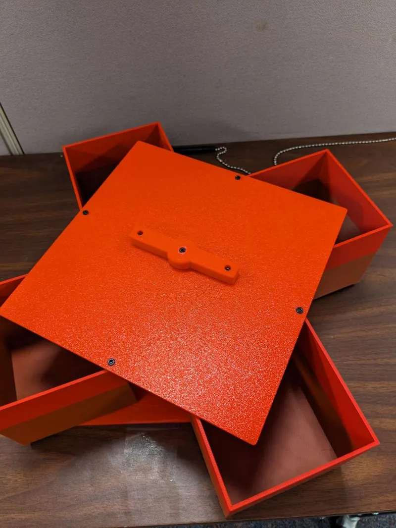 Twisty Storage Box