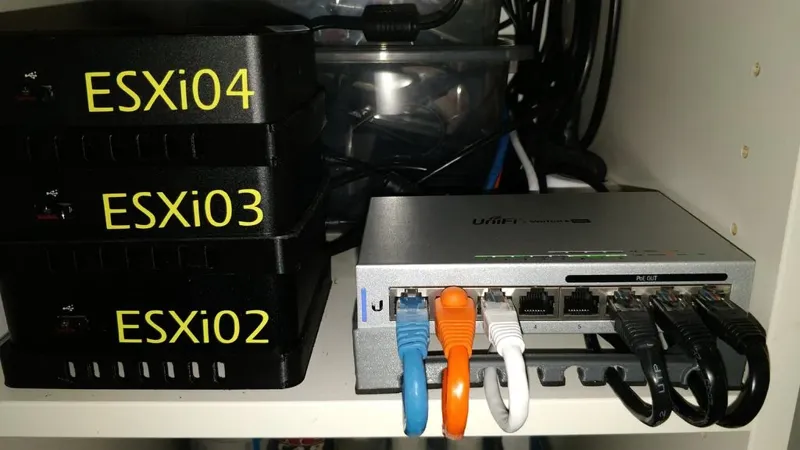 Intel NUC - Stack Ring