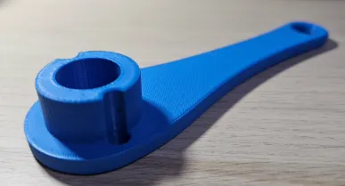 Inner tool for modular floating dock
