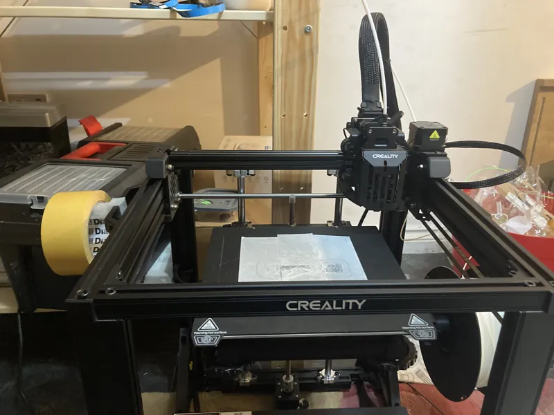 Simple tape holder