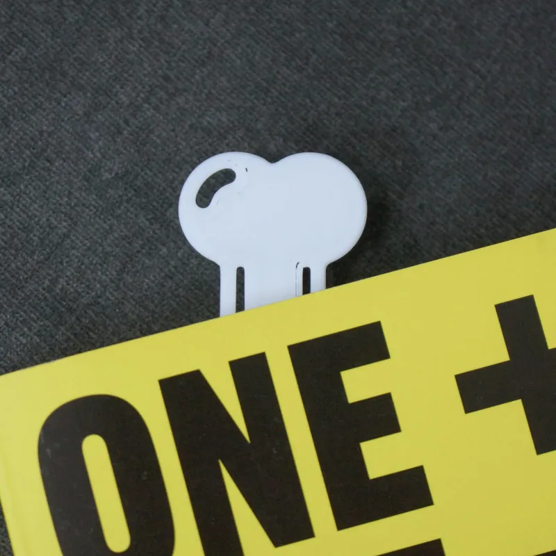 Bookmark - Bone