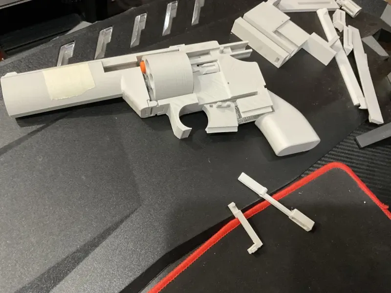 Functional (toy) Revolver