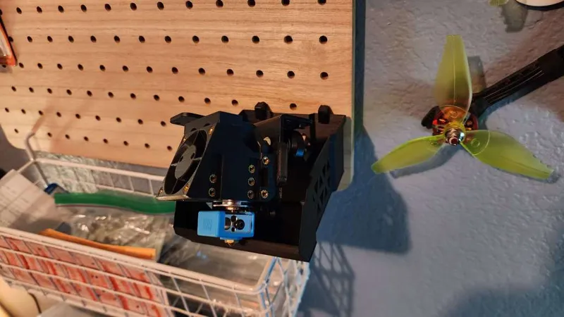 Stackable Box Holder V4 for Pressfit Aldi Pegboard
