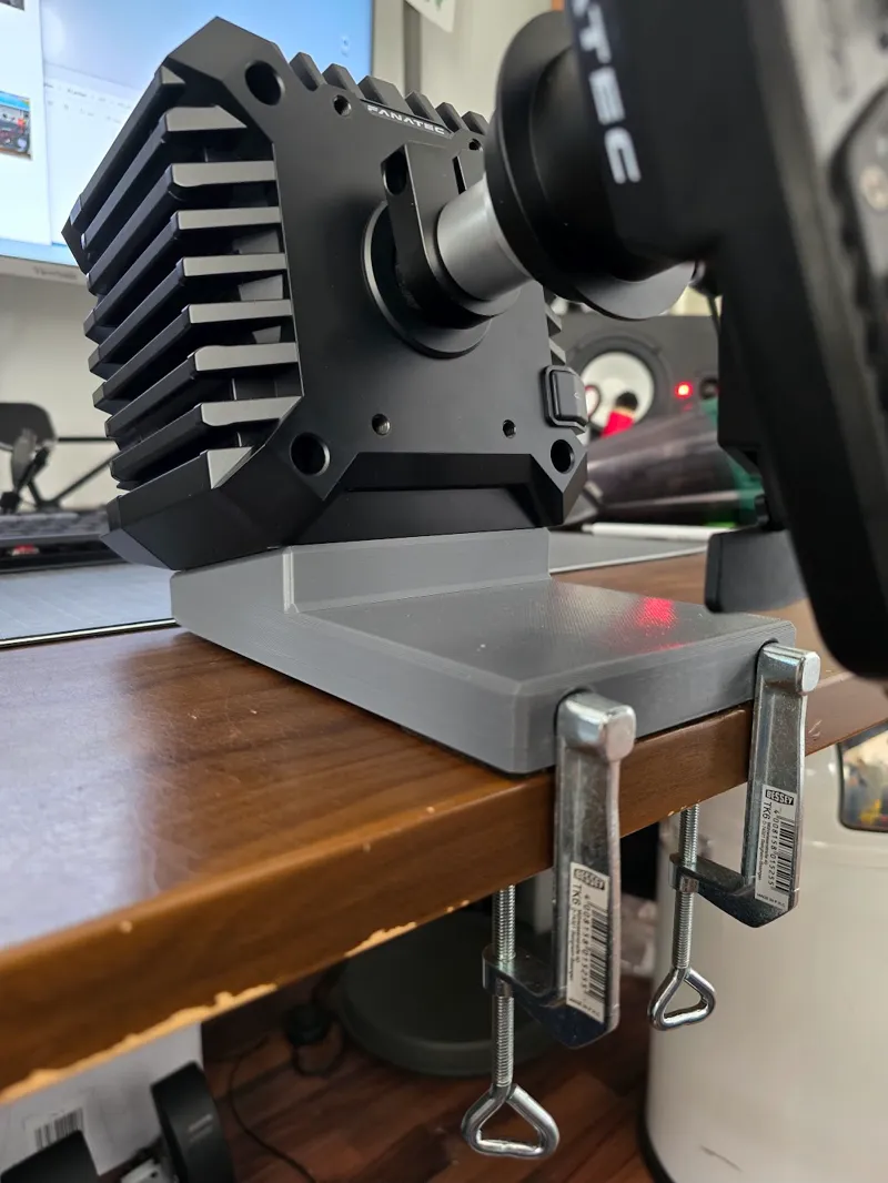 Fanatec CSL DD tableclamp with offset