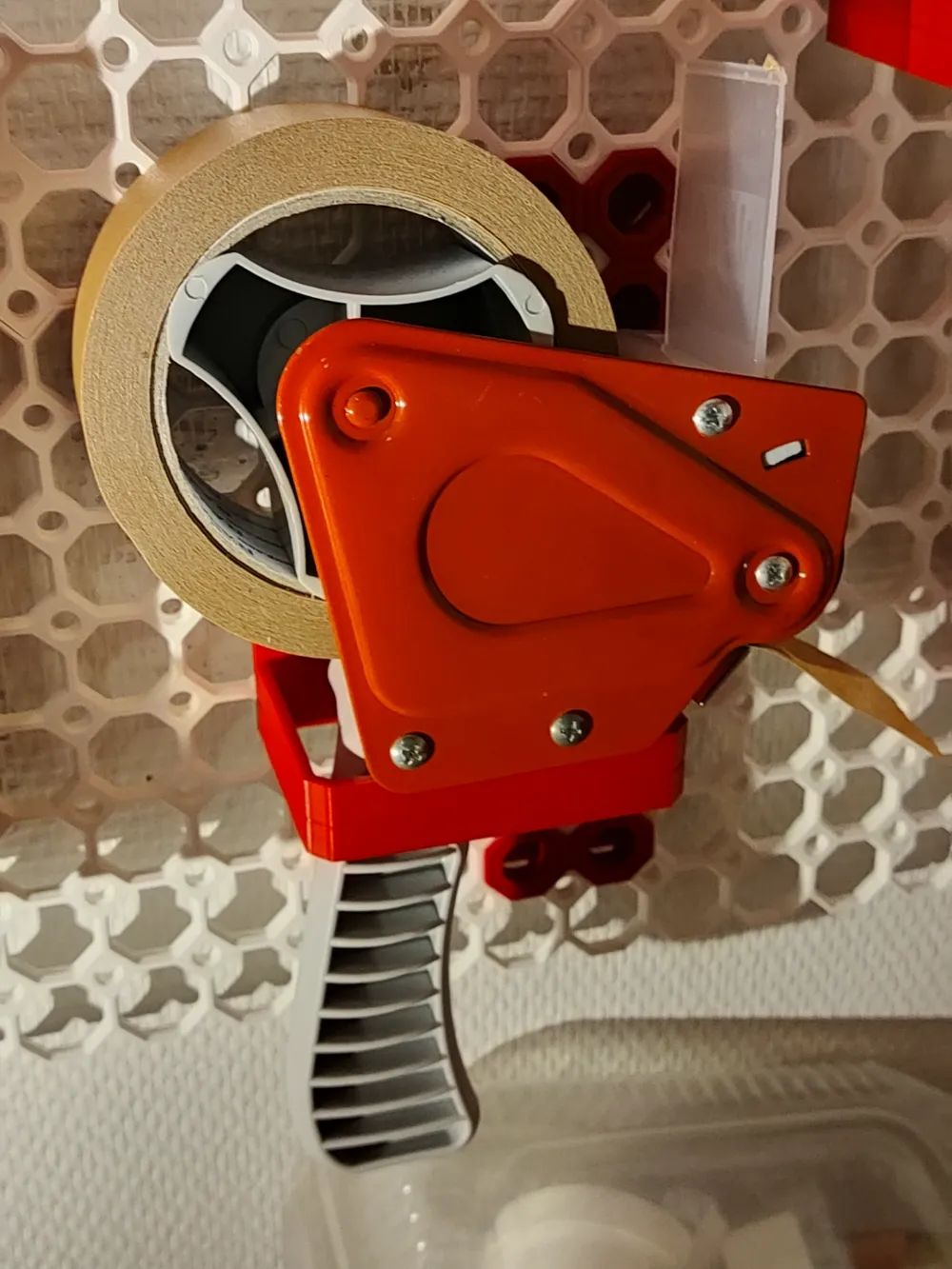 Simple tray big tape dispenser by eried MakerWorld