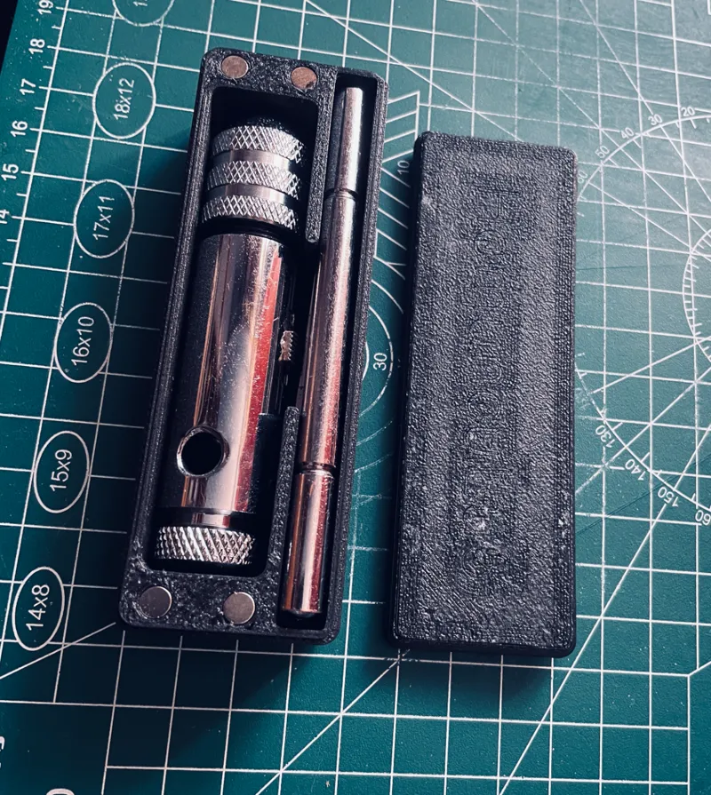 棘轮攻丝器磁力收纳盒Ratchet tapper magnetic storage box