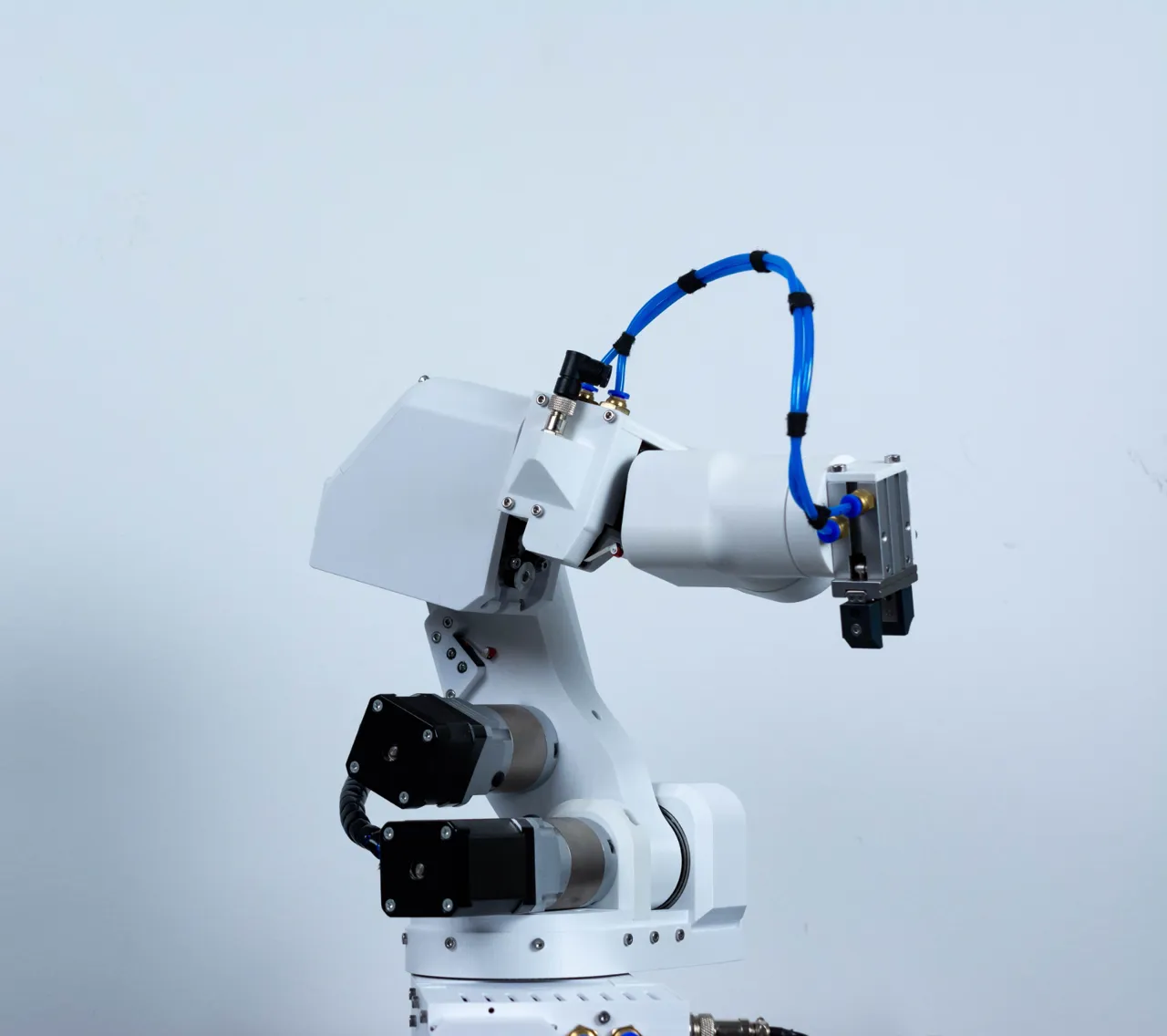 PAROL6 3D printed desktop robotic arm view 2