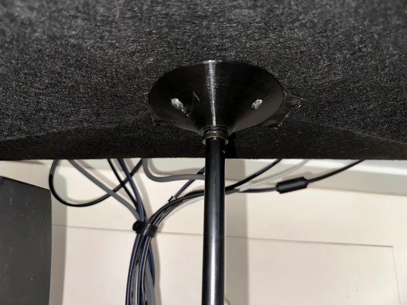 Mic screw adapter bracket