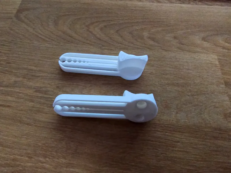 Nail Tool w/ Grip