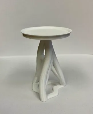 Stylish little Table for stylish little Plants