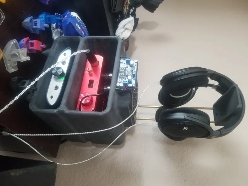 Headphone holder/cabinet
