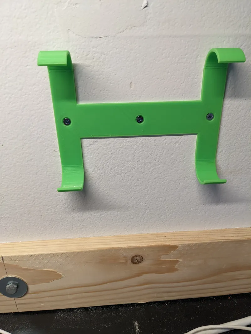 Jackyled Power Strip Holder