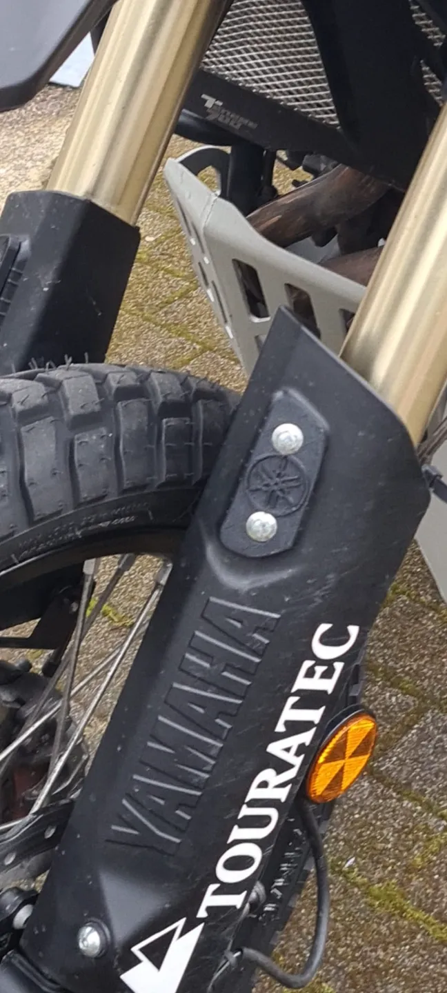 Tenere 700 fork hole cover
