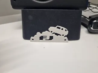 FJ Cruiser + Rocks Luggage tag