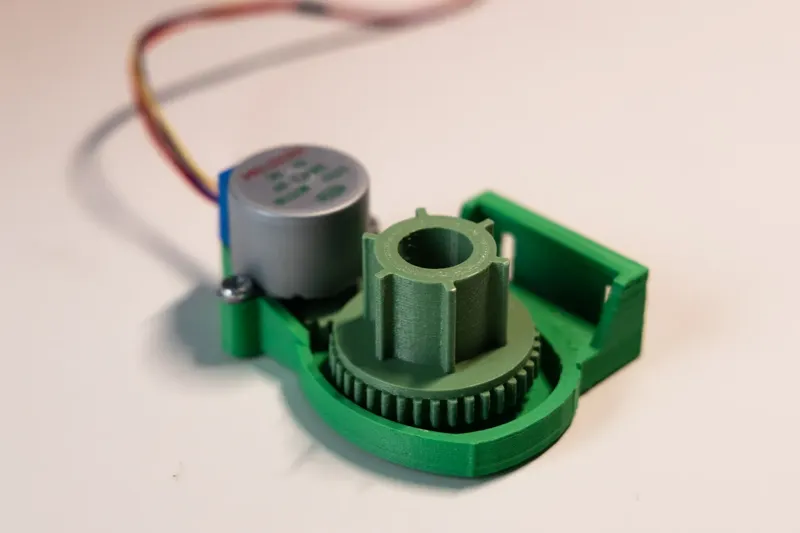 motor on a roller blind holder 28.8mm 