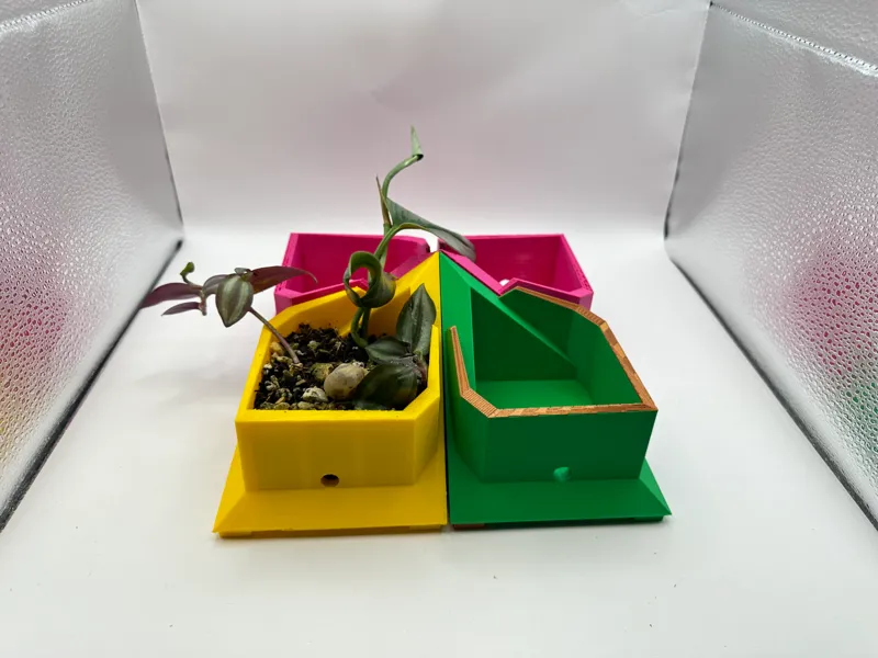 Connectable Planter Pots