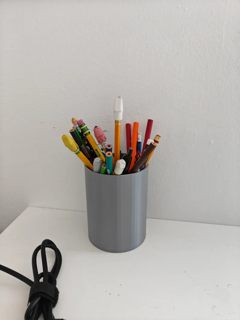Low Poly Pencil Cup